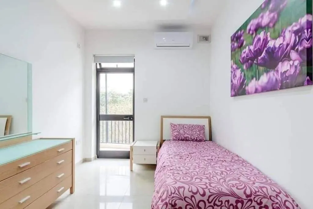6Plus Whole Modern Luxury Apartment Central Located Gzira 0*,  Malta